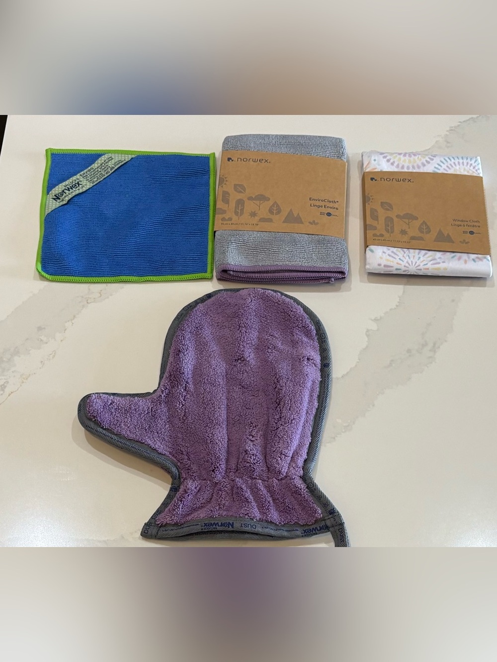 NORWEX ENVIRO CLOTH SQUARE & TOWEL, WINDOW CLOTH, DUST MITT W/ BACLOCK NEW LOT